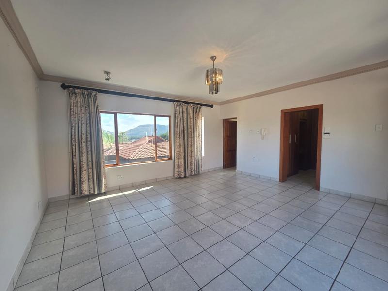 5 Bedroom Property for Sale in Birdwood Estate North West